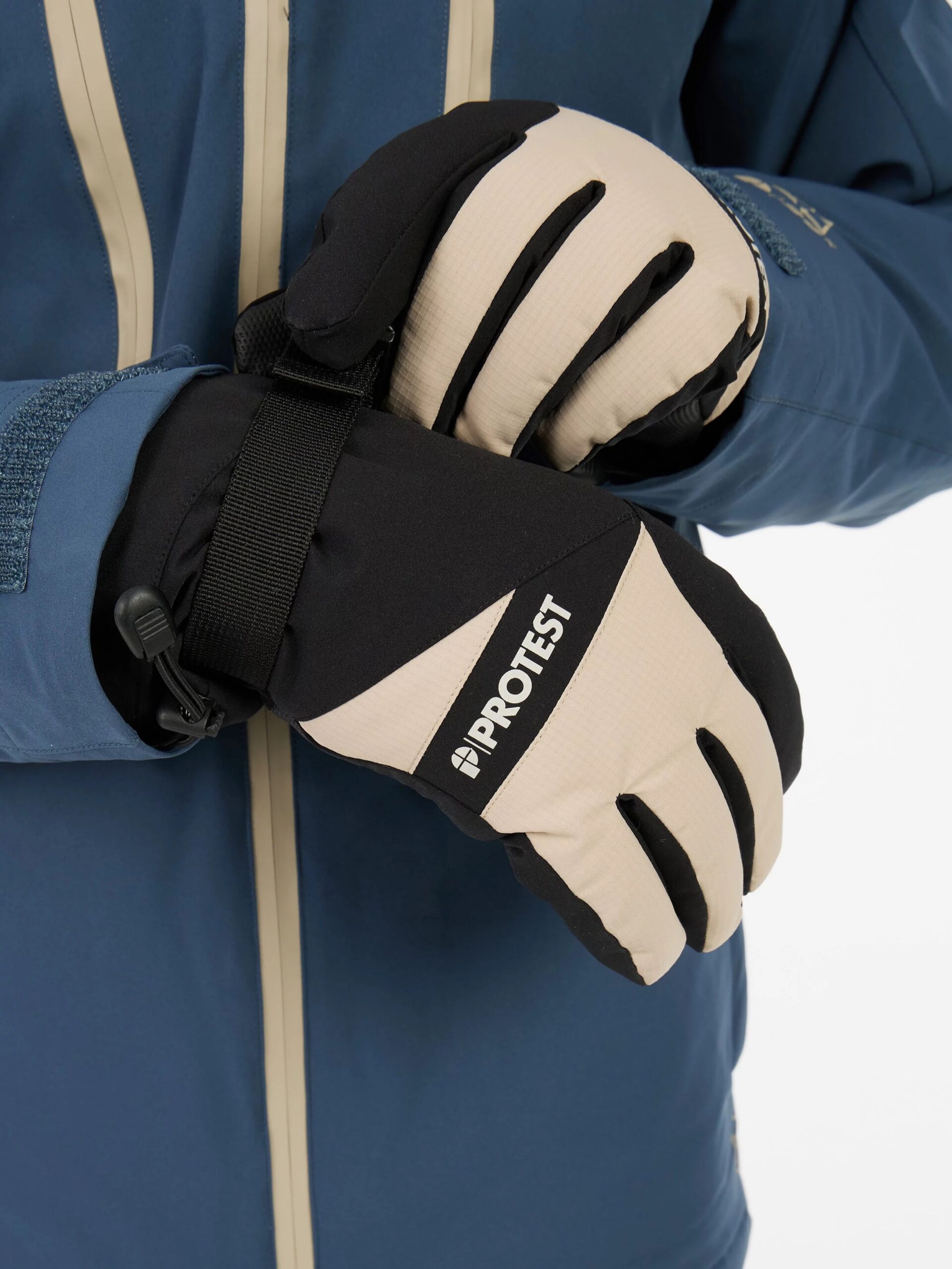 PROTEST mäesuusakindad PRTShape gloves at sport beez must