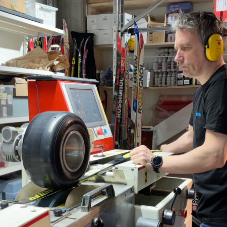 Kui suusk ei libise, tasub vaadata sügavamale Talvine hommik. Rada on värskelt sisse aetud, lumi krudiseb ja kõik justkui lubab head sõitu. Astud rajale, lükkad